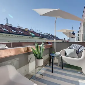 Riben House Aparthotel Praga